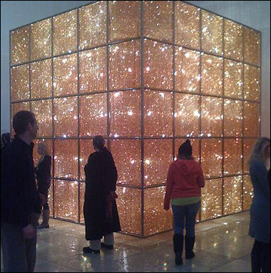 20111102-Wikicommons Cube Light.JPG
